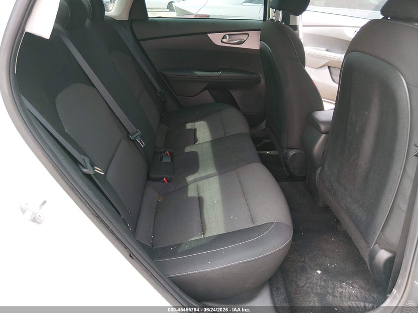 2024 KIA FORTE auction photo 8