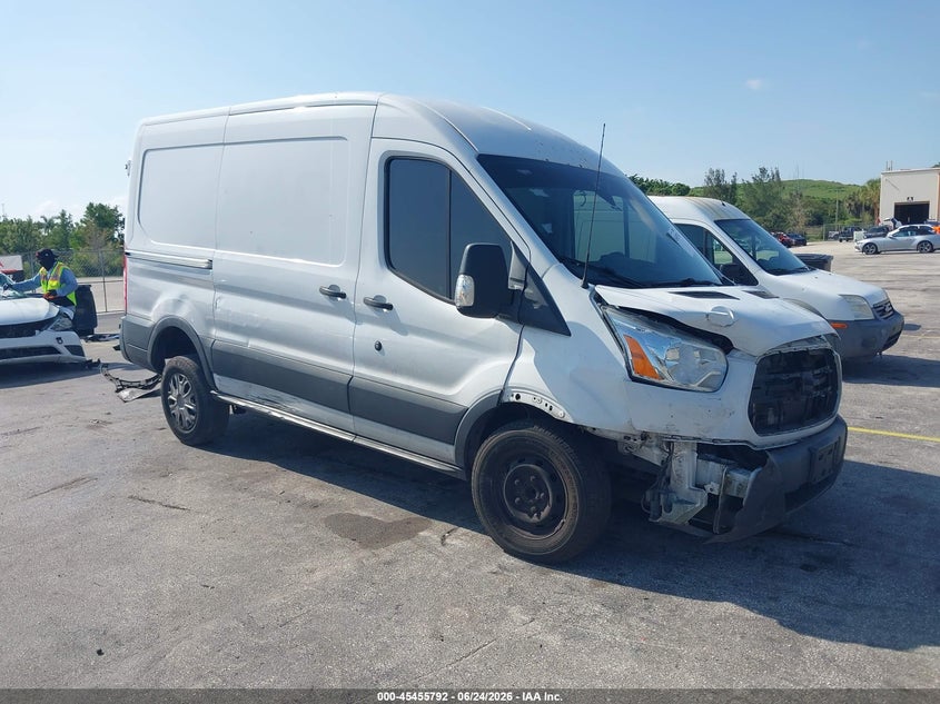 Vin: 1ftnr1cg5fkb12882, lot: 45953904, ford transit-250 2015 img_1