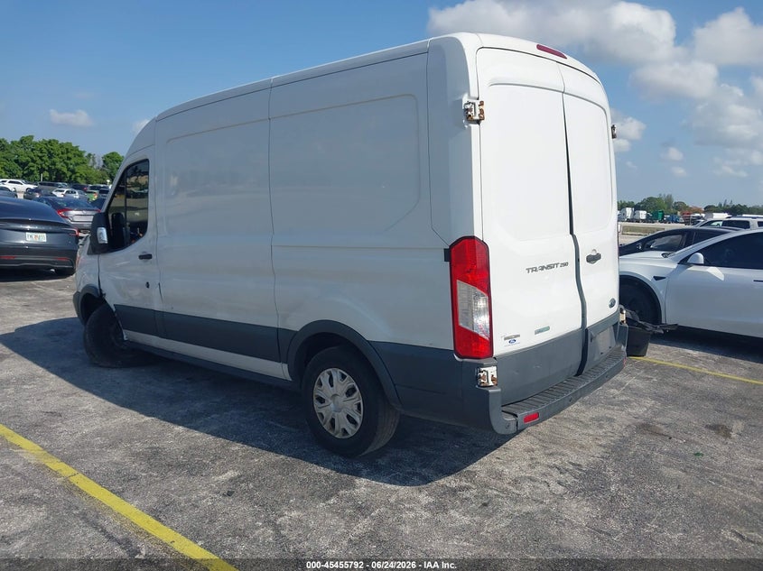 Vin: 1ftnr1cg5fkb12882, lot: 45953904, ford transit-250 20153
