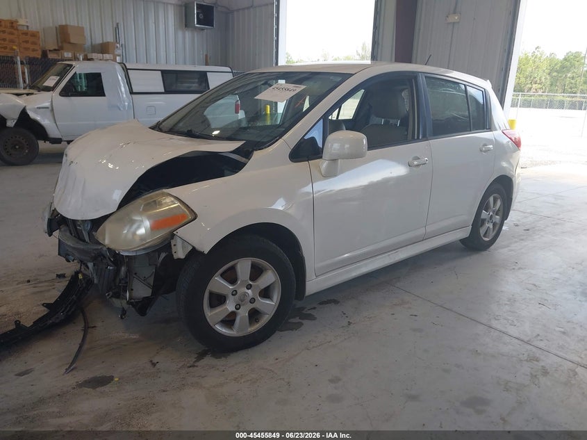 Vin: 3n1bc1cp7bl490489, lot: 45953962, nissan versa 1.8sl 20112
