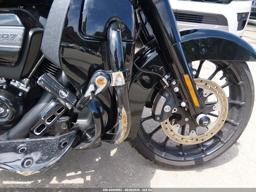 2018 Harley-Davidson Fltrxs Road Glide Special VIN: 1HD1KTC17JB601026 Lot: 45455892