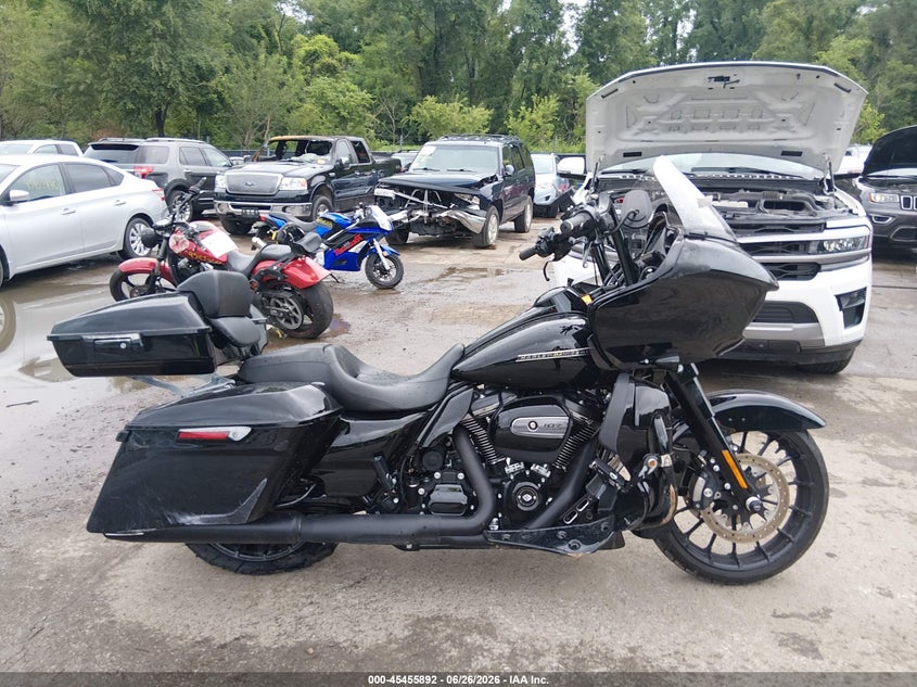 2018 Harley-Davidson Fltrxs Road Glide Special VIN: 1HD1KTC17JB601026 Lot: 45455892