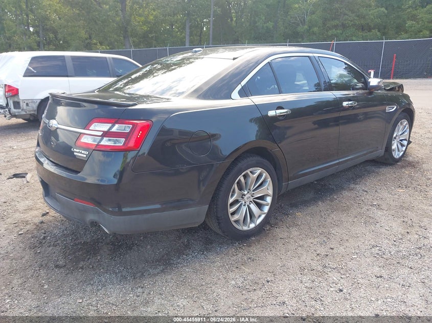 2015 FORD TAURUS auction photo 4