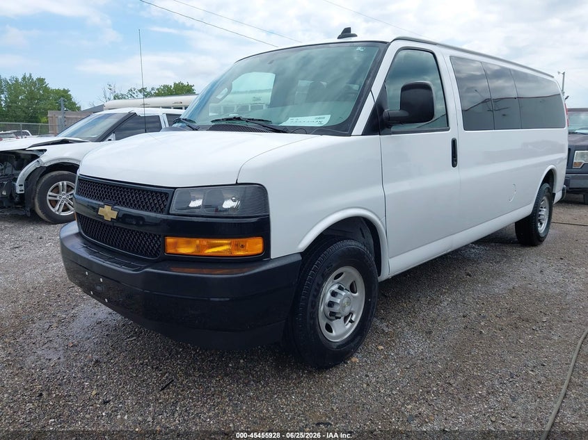 Vin: 1gazgnfp1m1155315, lot: 45954041, chevrolet express passenger rwd 3500 extended wheelbase ls 20212