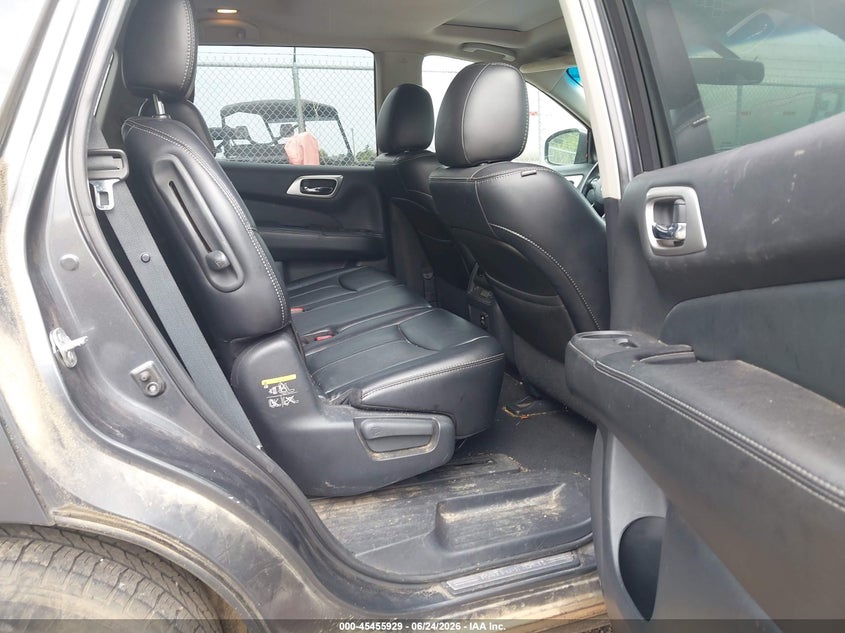 2014 NISSAN PATHFINDER auction photo 8