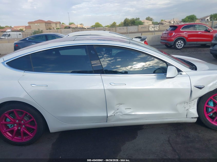 AtlanticExpress - Tesla Model 3