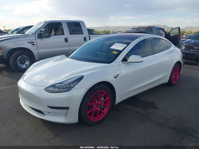 AtlanticExpress - Tesla Model 3