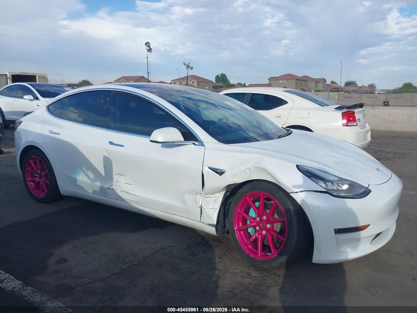 AtlanticExpress - Tesla Model 3