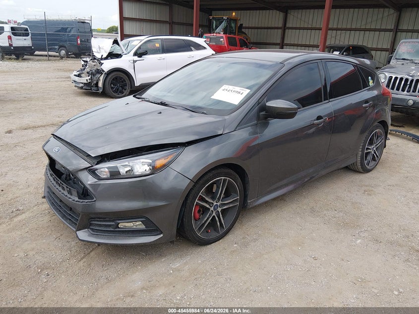 2016 FORD FOCUS ST auction photo 2