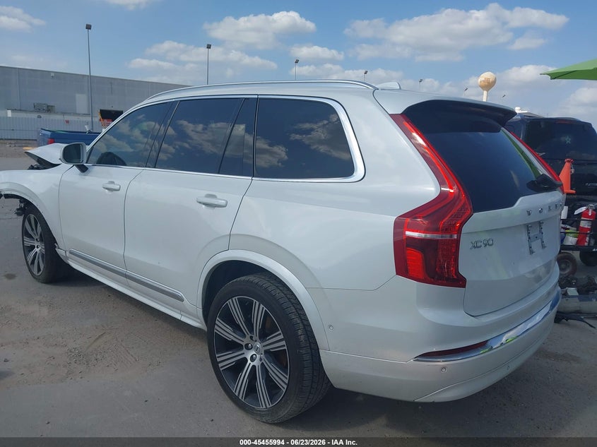 2023 VOLVO XC90 auction photo 3
