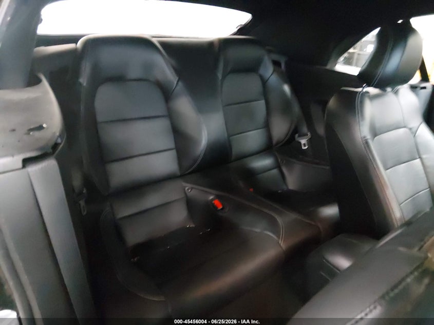 2017 FORD MUSTANG auction photo 8
