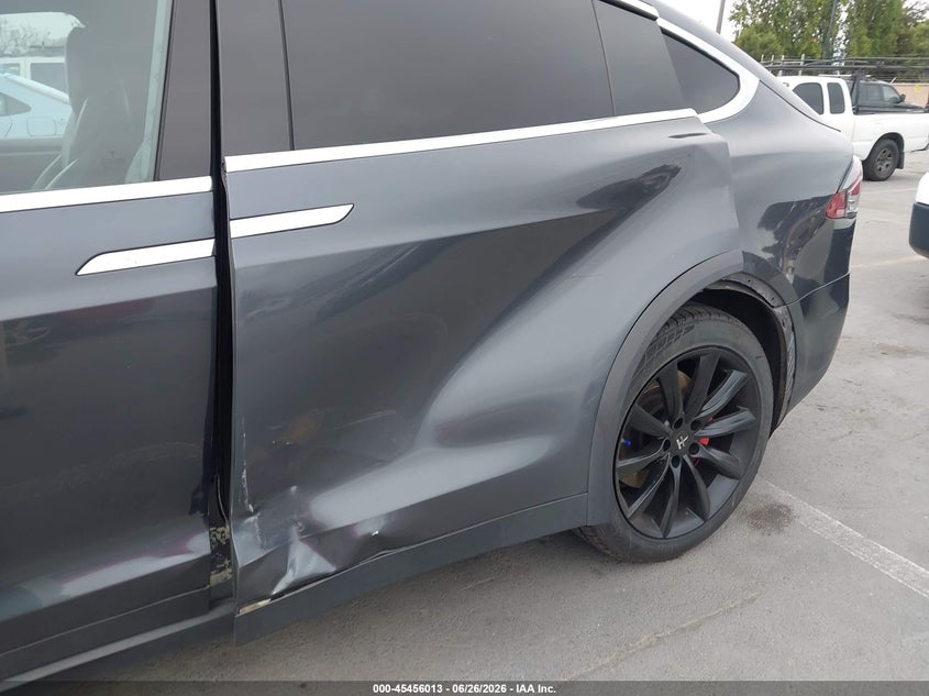 2016 Tesla Model X 60D/P100D/P90D VIN: 5YJXCAE49GF020346 Lot: 45456013
