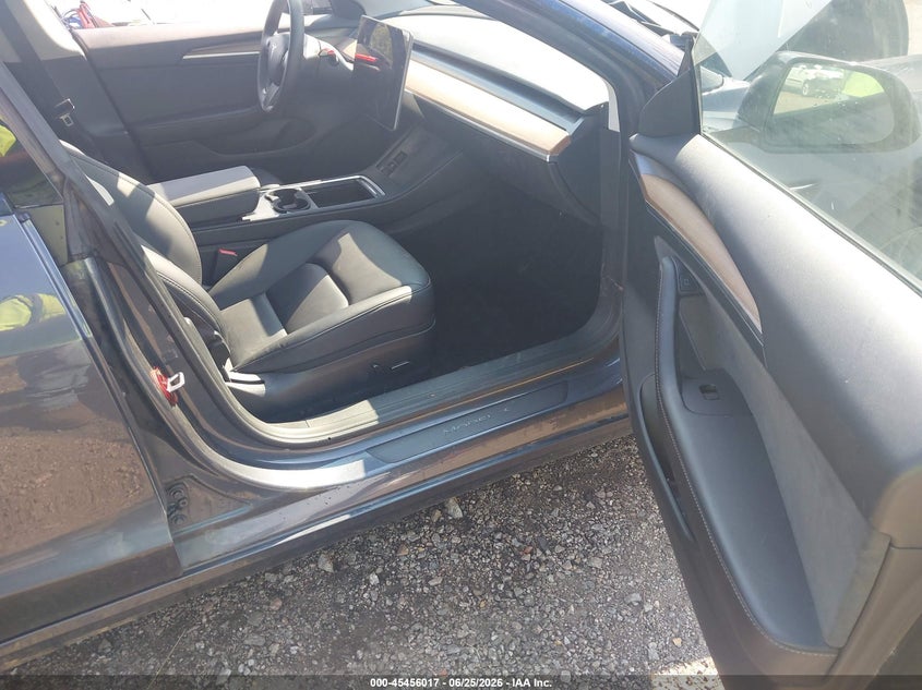 2023 TESLA MODEL 3 auction photo 5