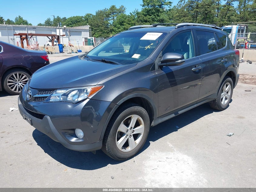 2014 TOYOTA RAV4 auction photo 2