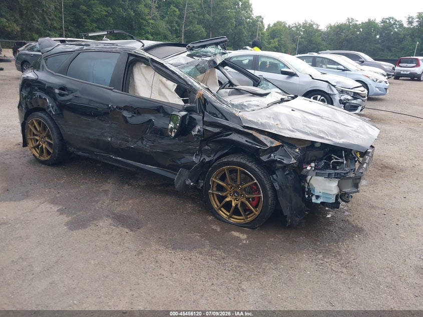 Vin: 1fadp3l94jl319853, lot: 45954233, ford focus st 2018 img_1