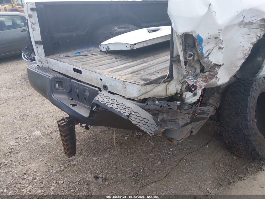 2012 RAM 2500 auction photo 6