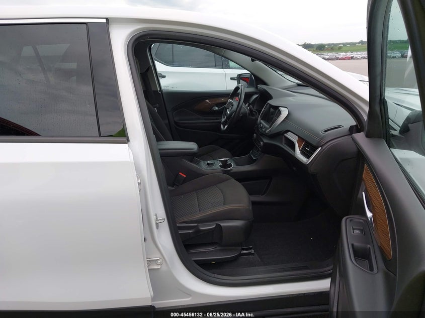 2018 GMC TERRAIN auction photo 5