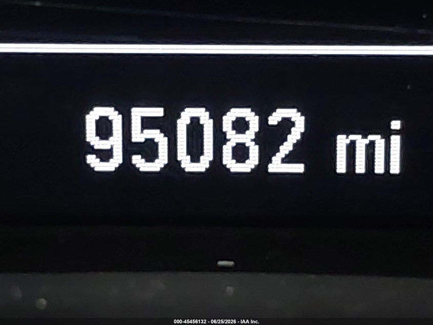 2018 GMC TERRAIN auction photo 7