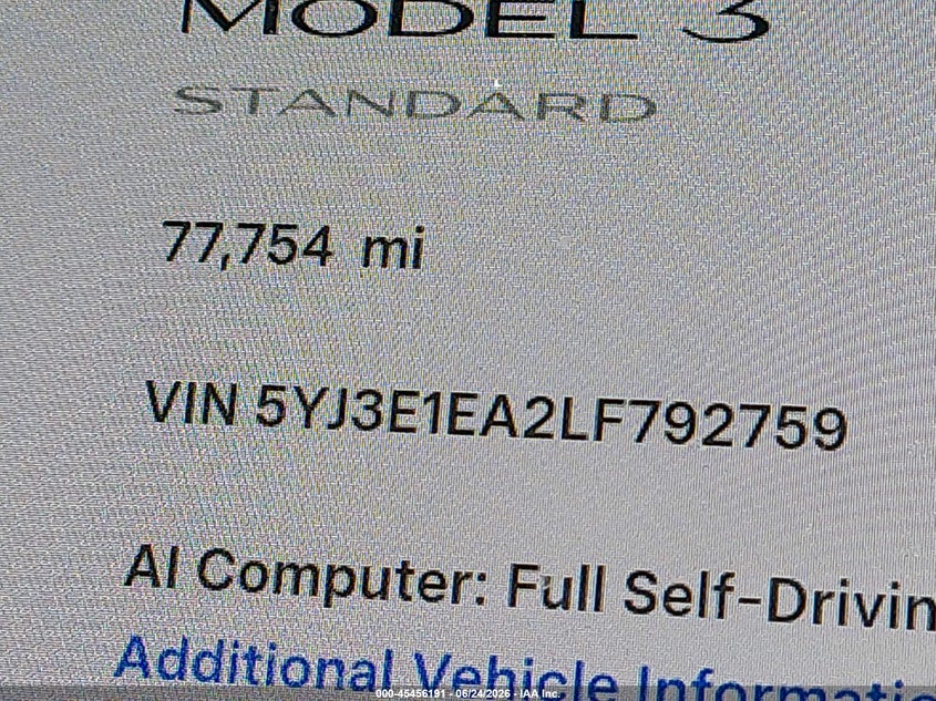 TESLA MODEL 3 - zdjęcie 9