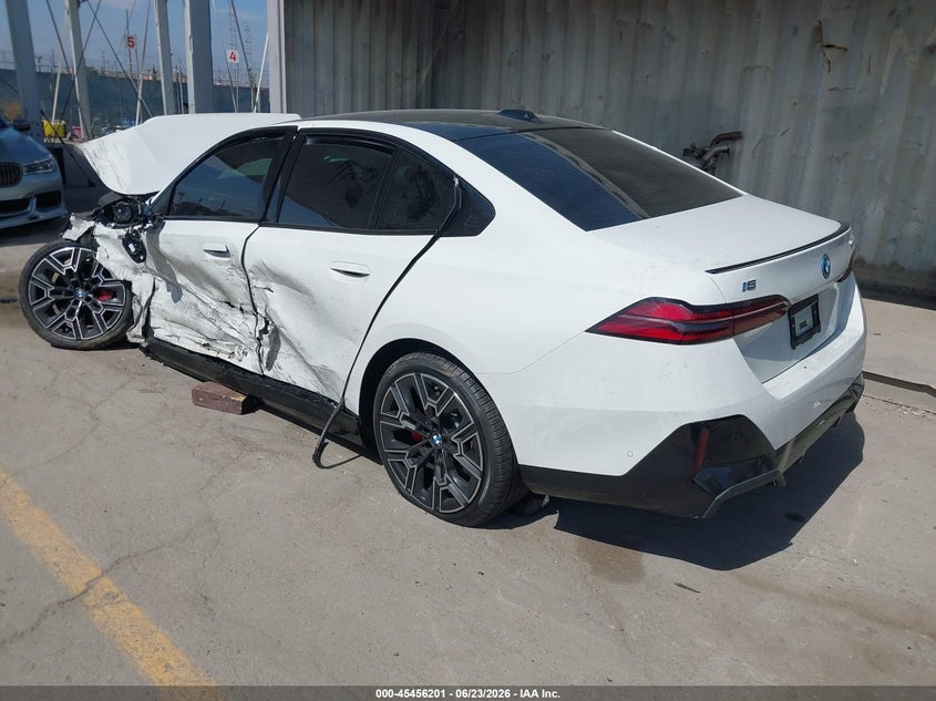 Vin: wby63hg04tcw23712, lot: 45954314, bmw i5 edrive40 20263
