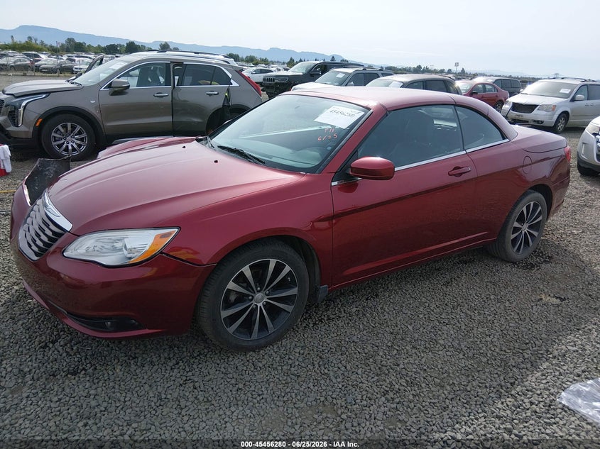 CHRYSLER 200 2013 VIN 1C3BCBGG9DN684901
