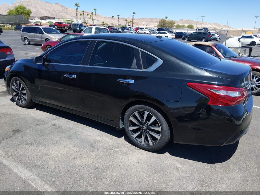 2018 NISSAN ALTIMA auction photo 3