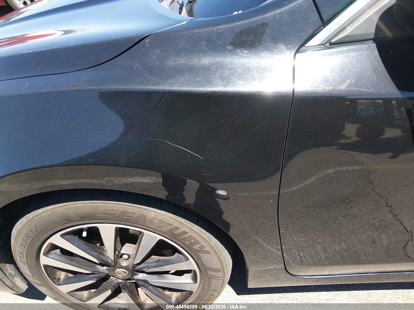 2018 NISSAN ALTIMA auction photo 6