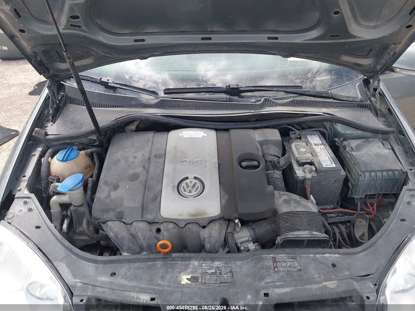 2008 Volkswagen Rabbit S VIN: WVWCA71K28W157265 Lot: 45456298