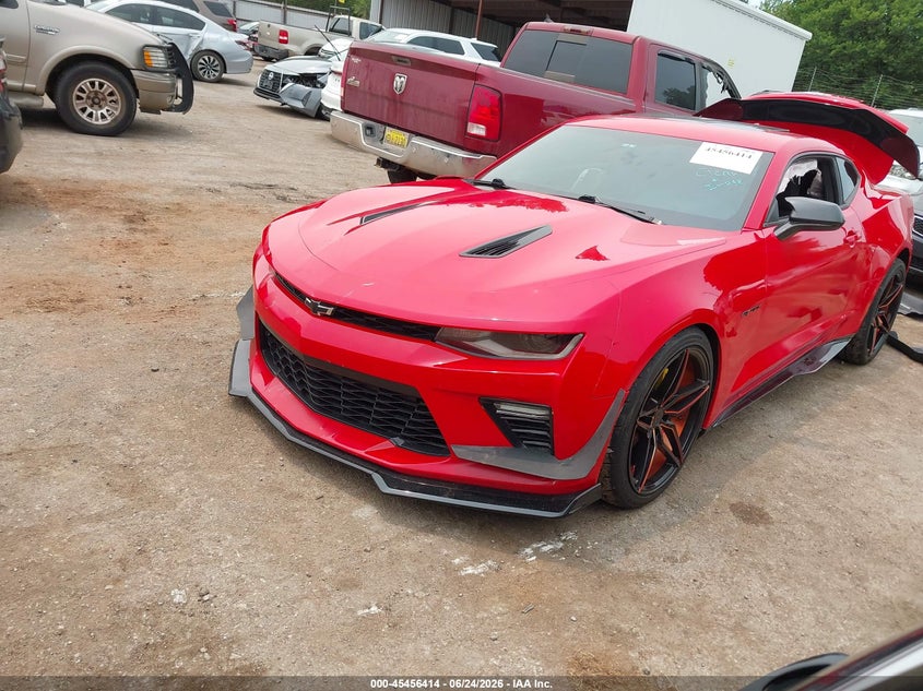 2017 CHEVROLET CAMARO auction photo 2