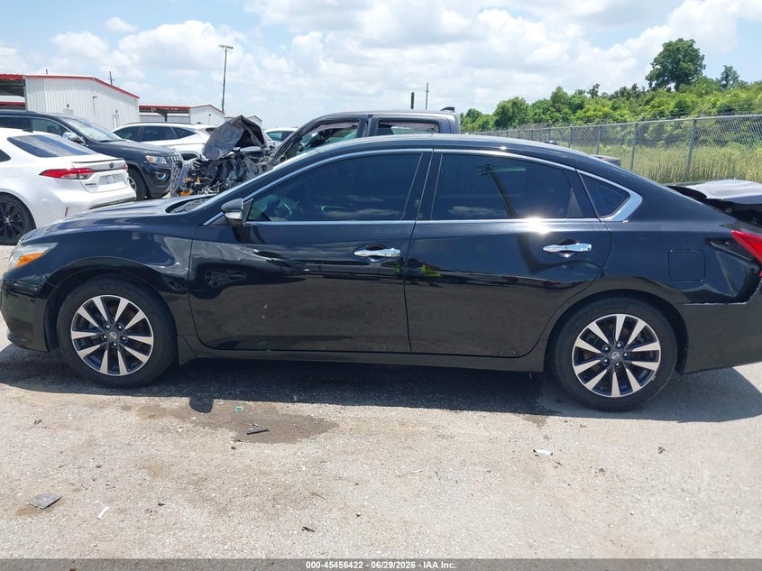 AtlanticExpress - Nissan Altima