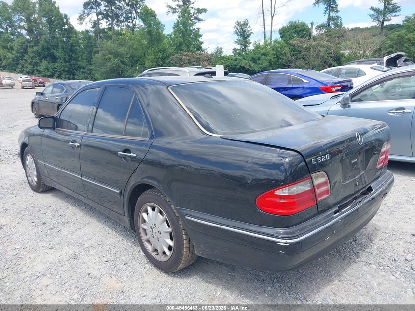 2000 MERCEDES-BENZ E 320 auction photo 3