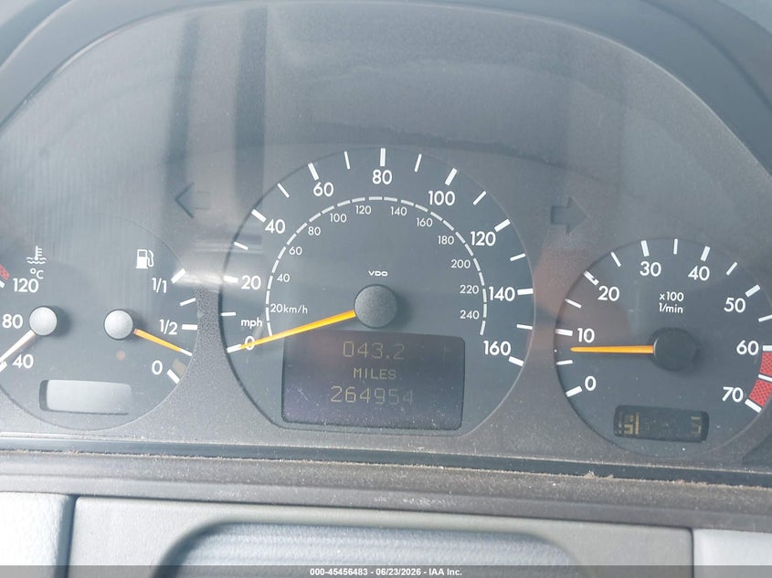 2000 MERCEDES-BENZ E 320 auction photo 7