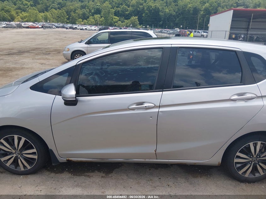 HONDA FIT 2015 VIN 3HGGK5H89FM704883