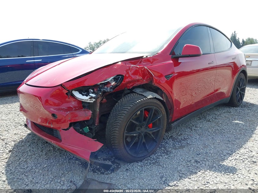 2020 Tesla Model Y Long Range Dual Motor All-Wheel Drive/Performance Dual Motor All-Wheel Drive VIN: 5YJYGDEF8LF033532 Lot: 45456495