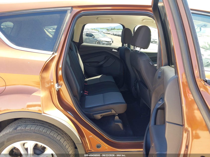 2017 Ford Escape Se VIN: 1FMCU9GD4HUE18608 Lot: 45456500