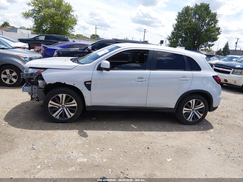 AtlanticExpress - Mitsubishi Outlander Sport