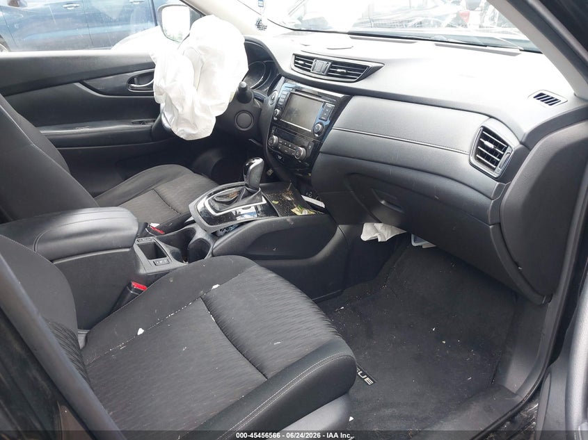 2019 NISSAN ROGUE auction photo 5