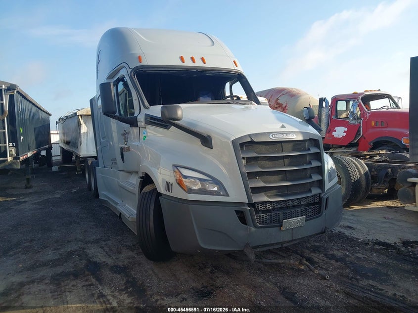 2023 FREIGHTLINER NEW CASCADIA 126 auction photo 1