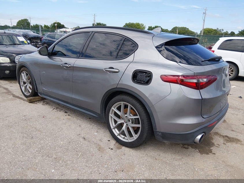 ALFA-ROMEO STELVIO 2018 VIN ZASFAKNN2J7B79388