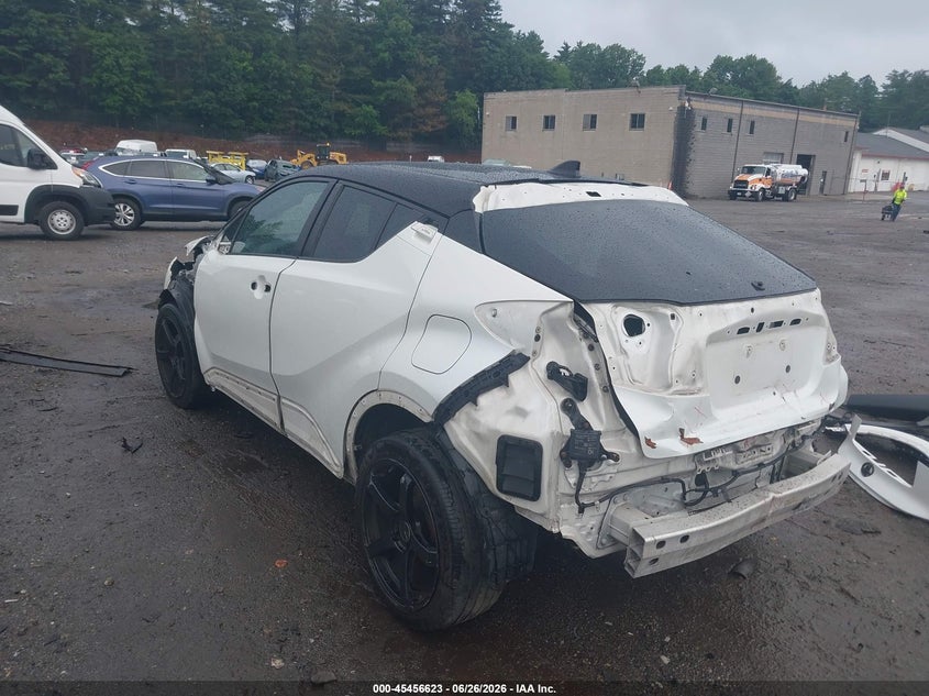 2018 TOYOTA C-HR — zdjęcie 3