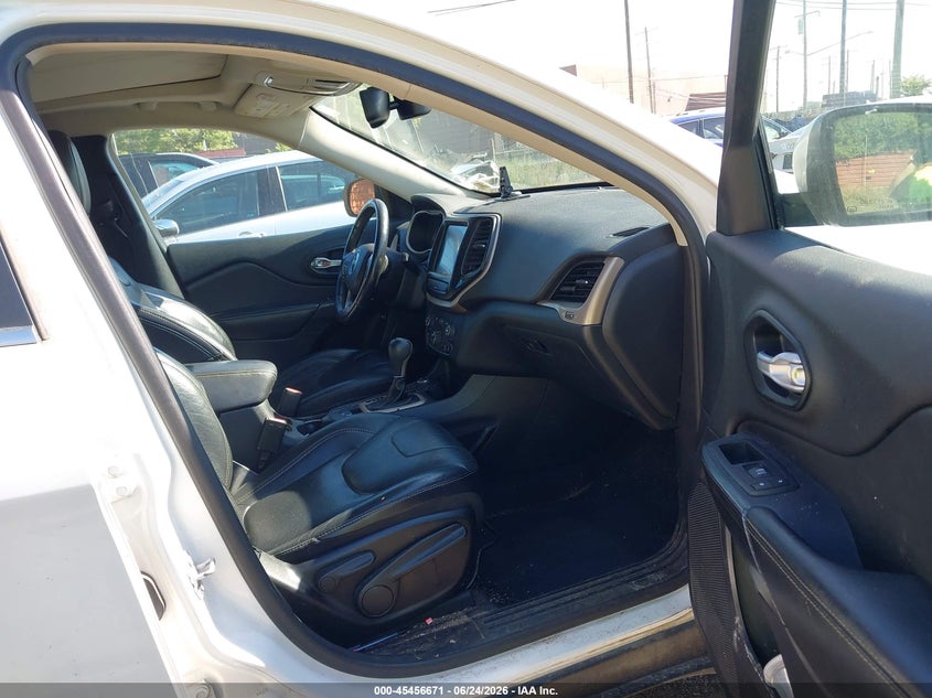 2016 JEEP CHEROKEE auction photo 5