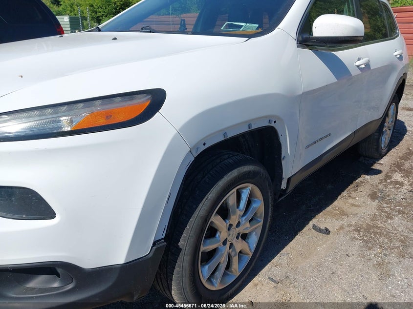 2016 JEEP CHEROKEE auction photo 6
