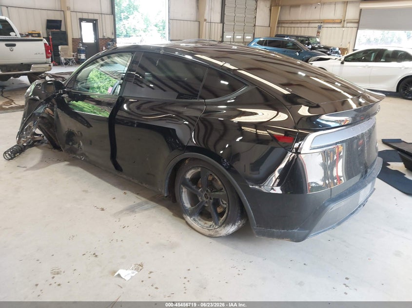 2026 TESLA MODEL Y auction photo 3