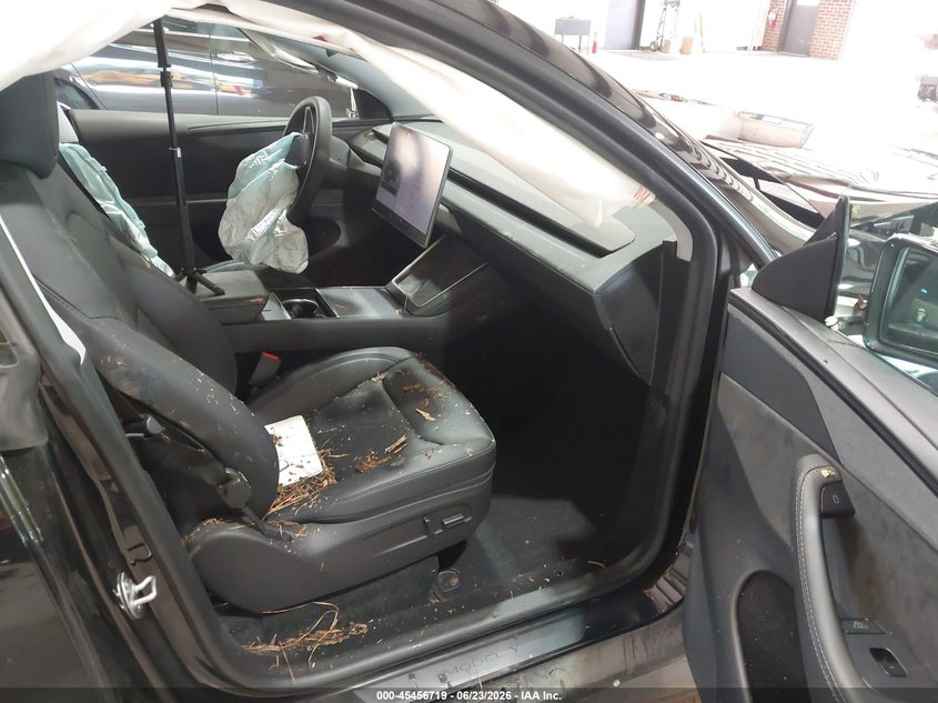 2026 TESLA MODEL Y auction photo 5