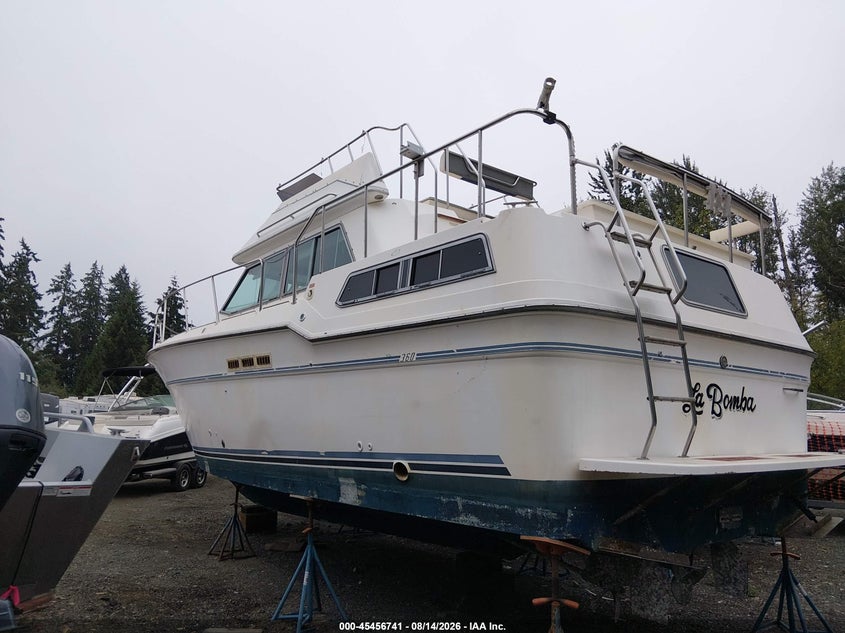 1987 SEA RAY 360 AFT  CABIN auction photo 3