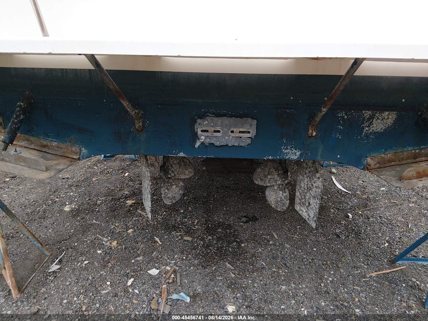 1987 SEA RAY 360 AFT  CABIN auction photo 6