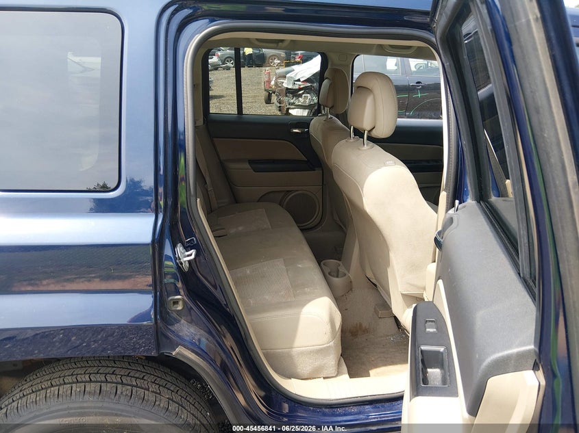 2017 JEEP PATRIOT auction photo 8