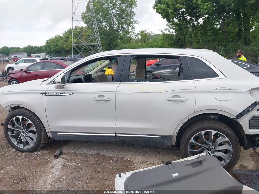 2023 Lincoln Nautilus Reserve VIN: 2LMPJ8K93PBL02915 Lot: 45456868