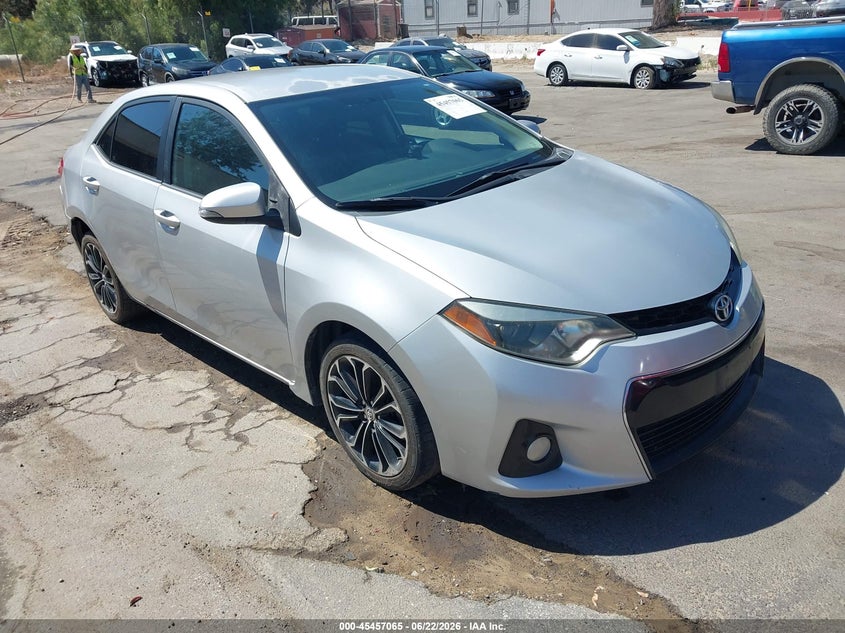 2015 Toyota Corolla S Plus