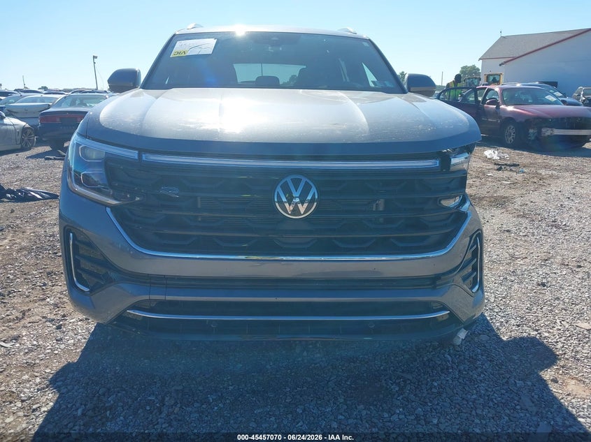 2024 VOLKSWAGEN ATLAS CROSS SPORT 2.0T SEL R-LINE — Photo 12